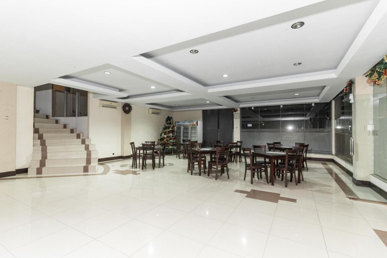 Reddoorz Near Bahu Mall Manado Malalayang Экстерьер фото